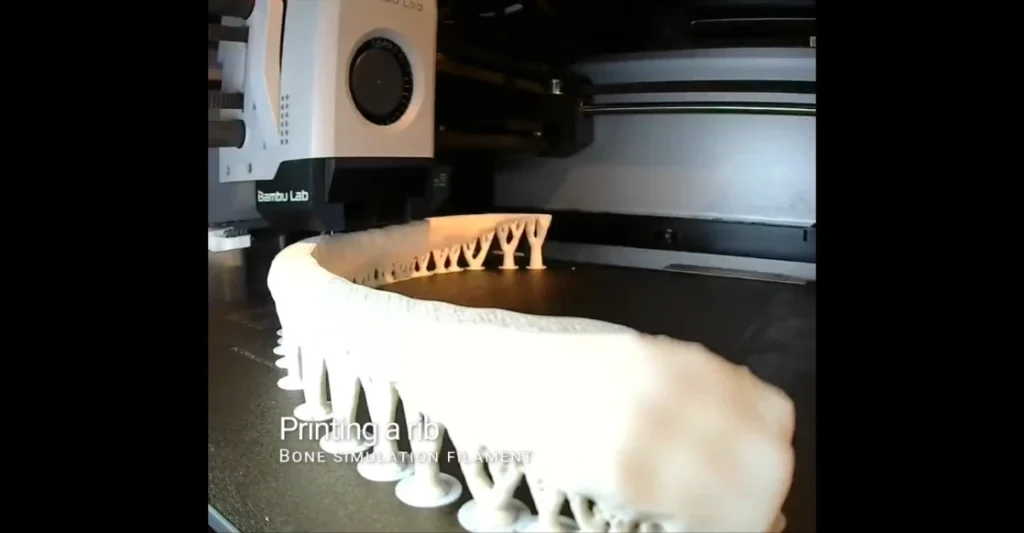 3D printer 'bone filament' feels real helps surgeons train for operations